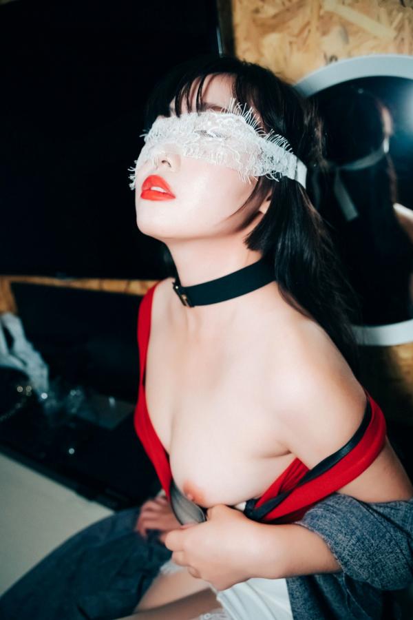 MINNNNNNN   韩国美女Min粉丝见面会私房写真，极致诱惑大尺度互动，大胆性感无圣光福利系列第24张图片