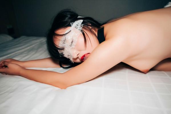MINNNNNNN   韩国美女Min粉丝见面会私房写真，极致诱惑大尺度互动，大胆性感无圣光福利系列第32张图片