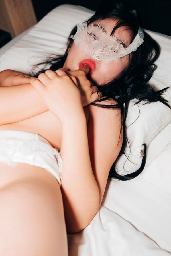 MINNNNNNN   韩国美女Min粉丝见面会私房写真，极致诱惑大尺度互动，大胆性感无圣光福利系列第45张图片