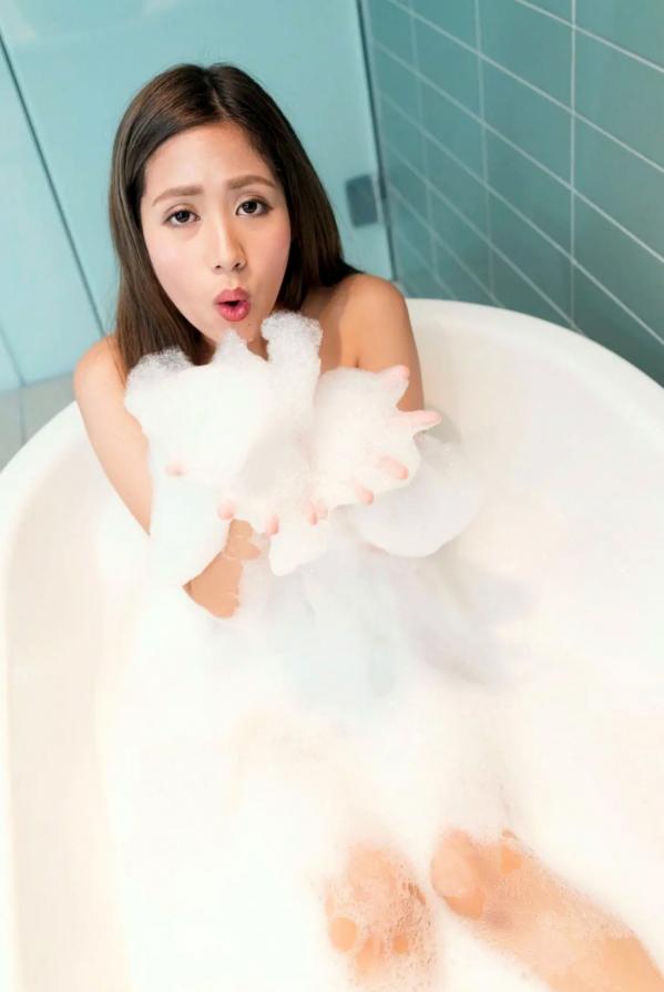 伊藤早由利   伊藤早由利 - 密室グラビア美女 room.11 极品私房浴室诱惑写真第35张图片