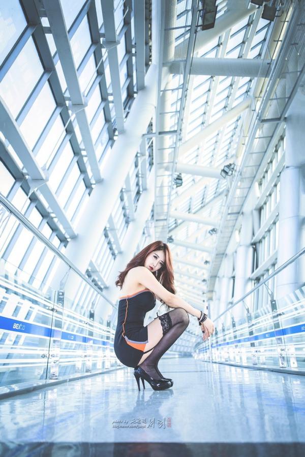 유다연 余多妍 Yu Da Yeon- 韩国性感车模图集第49张图片