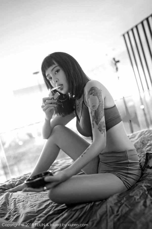赵艺璇Yvette  模特赵艺璇Yvette 香烟纹身黑白风格第16张图片