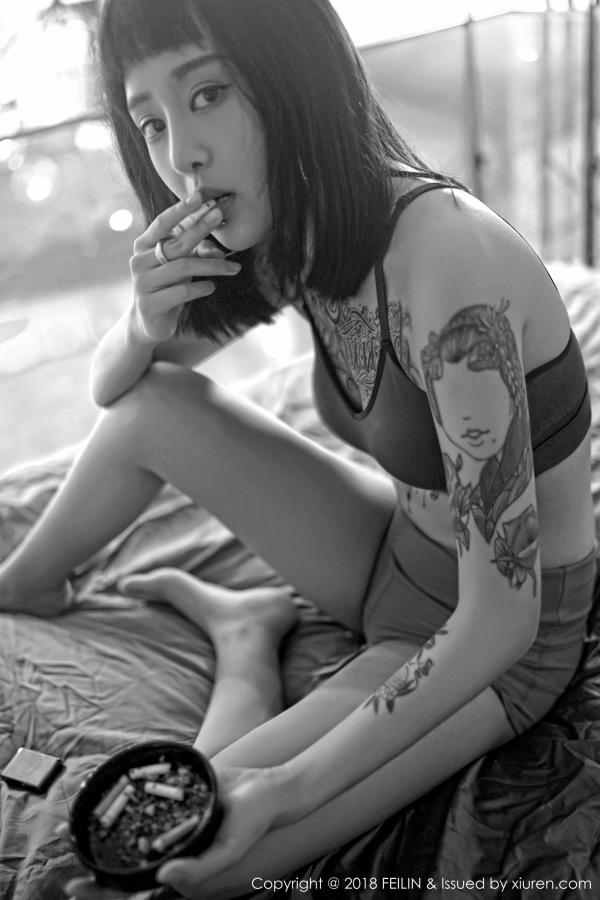 赵艺璇Yvette  模特赵艺璇Yvette 香烟纹身黑白风格第20张图片