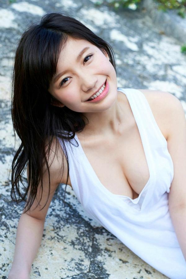 小倉優香 小仓优香  小仓优香写真集《ぐらちゃん、ブレイク前》海滩比基尼与居家生活私房照第33张图片