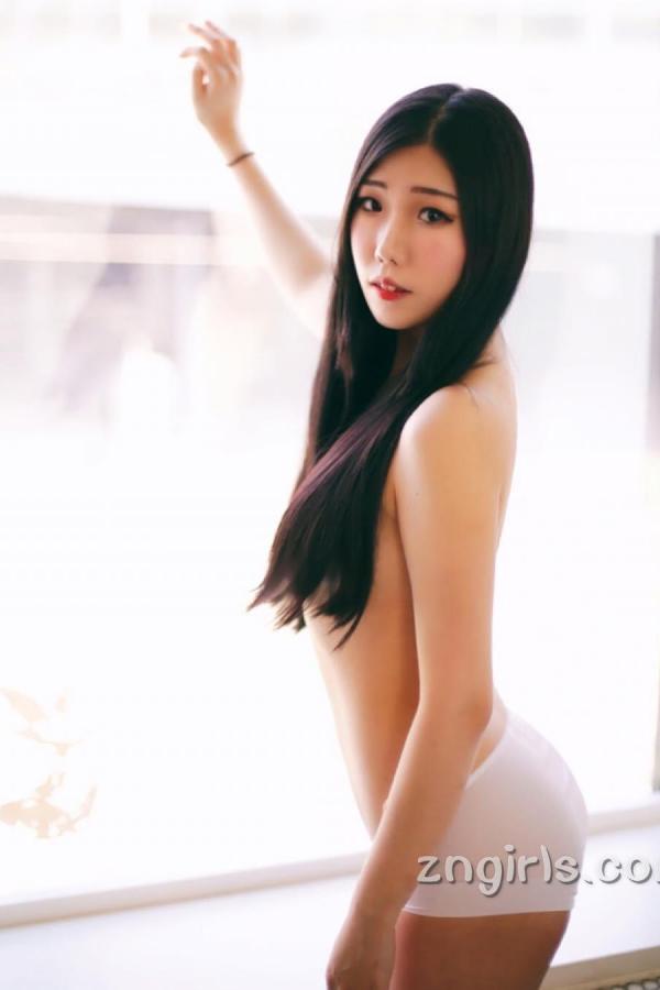 조달쏭 赵达颂 韩国美女조달쏭 街头性感写真美图第25张图片
