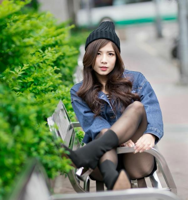 方唯真 Chubby唯真  方唯真《西门町街拍》百变风格写真，台北都市时尚潮流，元气女神穿搭示范，高清街头实拍图集第11张图片