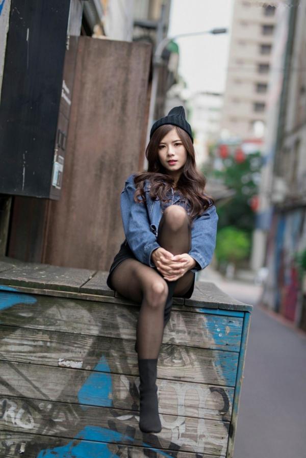 方唯真 Chubby唯真  方唯真《西门町街拍》百变风格写真，台北都市时尚潮流，元气女神穿搭示范，高清街头实拍图集第46张图片