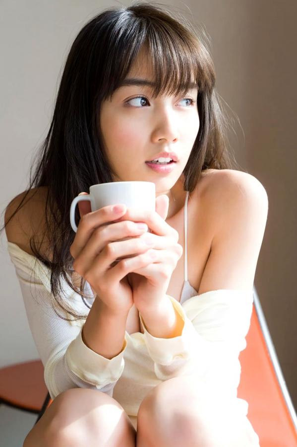 黒木ひかり 黑木光  《黒木ひかり - 神的美少女 スピサン グラビアフォトブック》清纯活力运动写真 治愈系甜美画报第38张图片