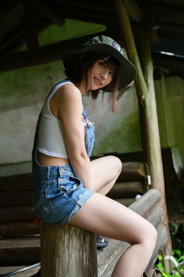 えなこ Enako えなこ - えなこランド [83P] 日本女神户外背带裤与比基尼性感写真第54张图片