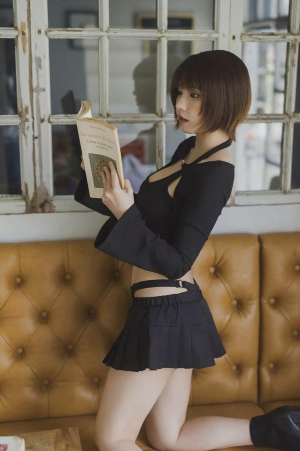 えなこ Enako えなこ - おとなmode 日本女星成熟私房性感写真 魅惑家居比基尼大片第5张图片
