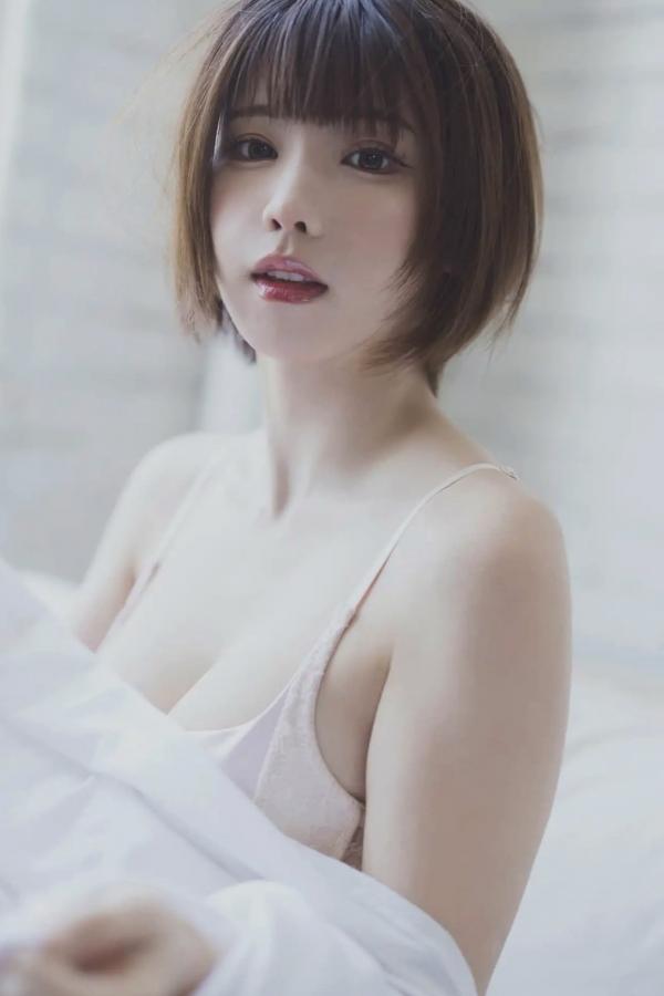 えなこ Enako えなこ - おとなmode 日本女星成熟私房性感写真 魅惑家居比基尼大片第19张图片