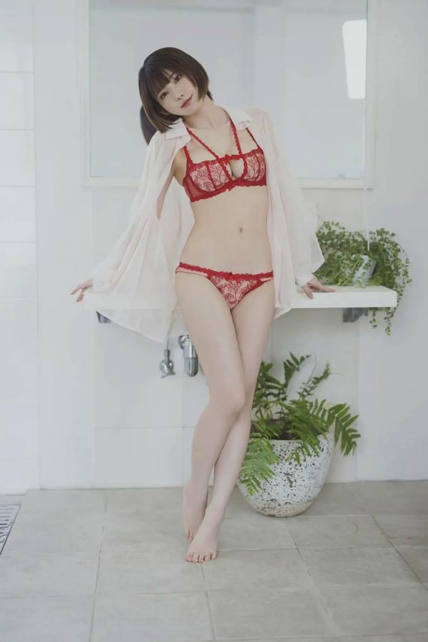 えなこ Enako えなこ - おとなmode 日本女星成熟私房性感写真 魅惑家居比基尼大片第42张图片