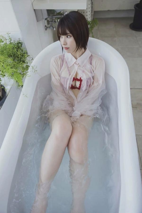 えなこ Enako えなこ - おとなmode 日本女星成熟私房性感写真 魅惑家居比基尼大片第47张图片