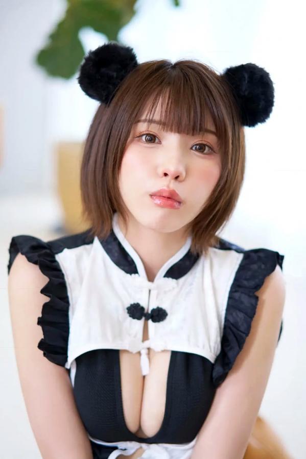 えなこ Enako えなこ(Enako)《清く、熱く。》日本萌系女神性感比基尼与角色扮演写真第38张图片