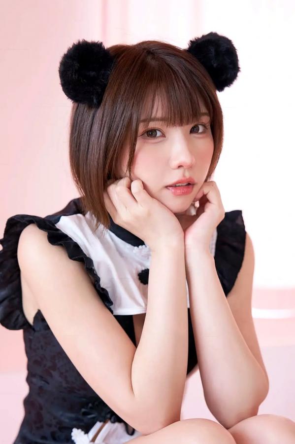 えなこ Enako えなこ(Enako)《清く、熱く。》日本萌系女神性感比基尼与角色扮演写真第41张图片