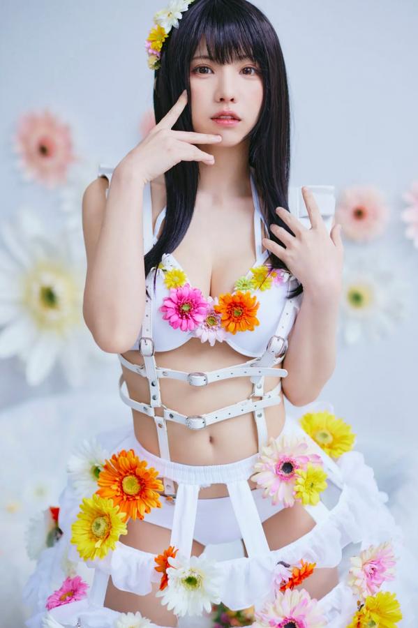 えなこ Enako えなこ - Enako Assemble 2022 日本Cosplay女神性感比基尼内衣写真第2张图片