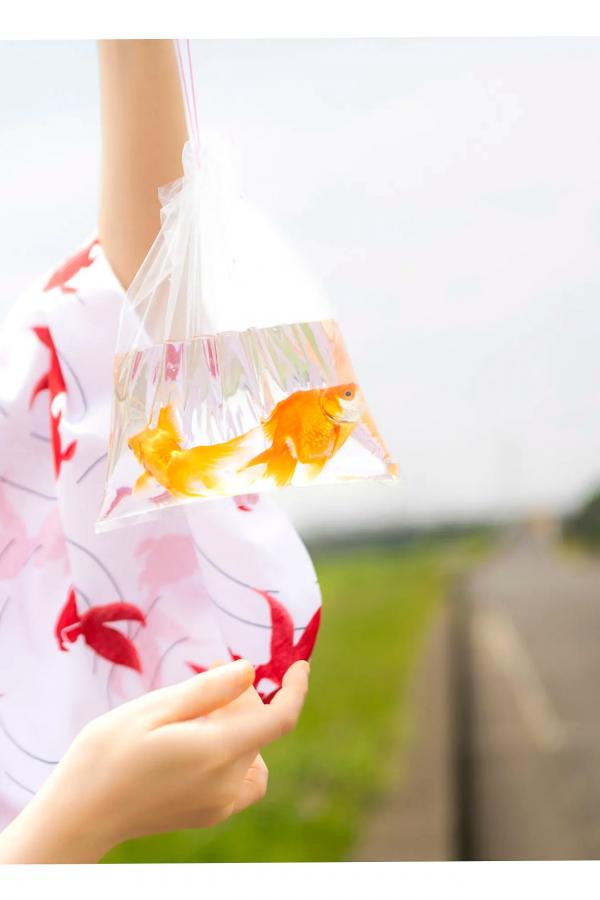 えなこ Enako えなc - 日和：日本女神甜美户外复古与清新内衣私房美图第4张图片