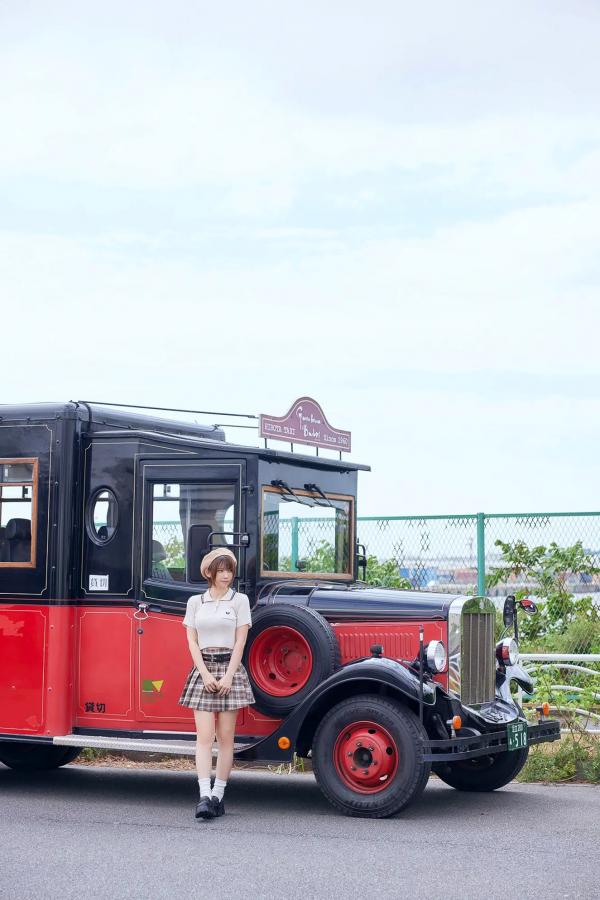 えなこ Enako えなc - 日和：日本女神甜美户外复古与清新内衣私房美图第62张图片