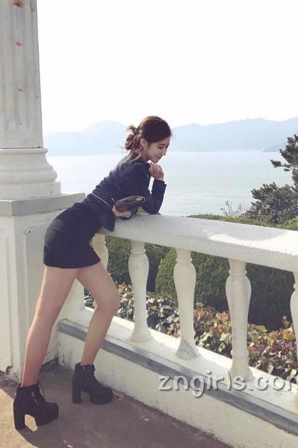 Jin Yeyoung 真艺英 韩国九头身美女Jin Yeyoung 黄金比例的大长腿第20张图片