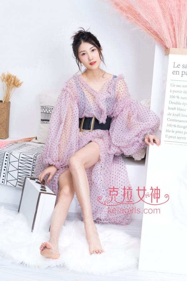 王睿   KelaGirls克拉女神-2020.10.14-王睿-私房写真，唯美波点透视裙，气质优雅足控福利，赤脚红尖拍摄第4张图片