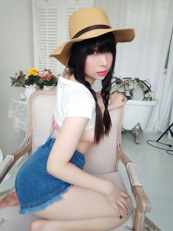 鹿野希   鹿野希-Kano-Nozomi-005-草帽比基尼写真，清纯童颜与火辣身材，室内私房唯美诱惑写真第18张图片