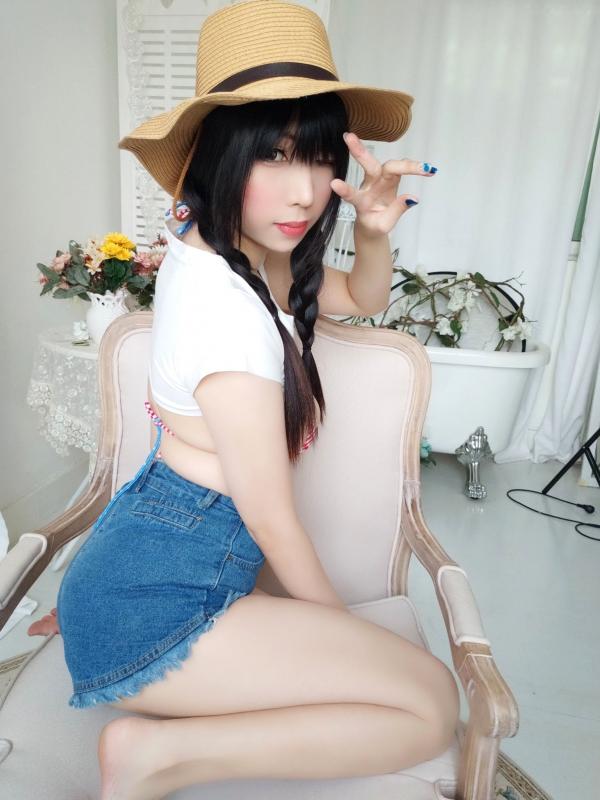鹿野希   鹿野希-Kano-Nozomi-005-草帽比基尼写真，清纯童颜与火辣身材，室内私房唯美诱惑写真第20张图片
