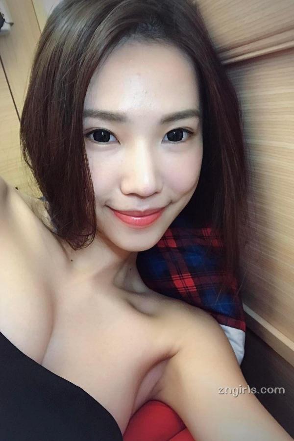 林芮欣 黛熙Daisy 17平台女主播黛熙Daisy 爱猫女生的日常私房照第10张图片