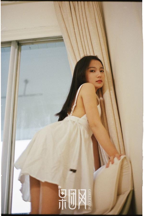   甜美女神范雅惠 牛奶般雪白肌肤第54张图片