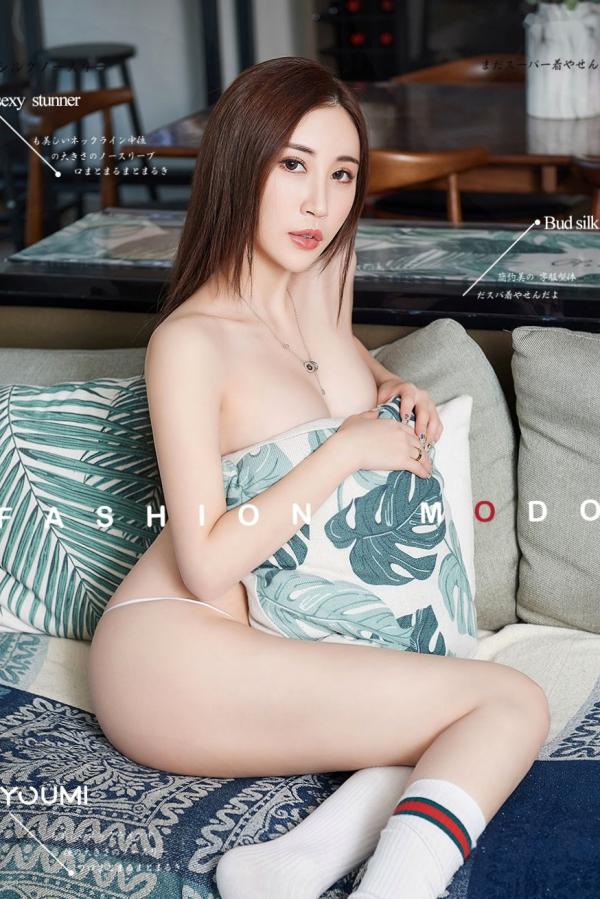 孙梦瑶   YouMi尤蜜孙梦瑶：纯白连体衣室内私房写真，勾人魂魄的妩媚尤物，无圣光大尺度性感赏析第1张图片