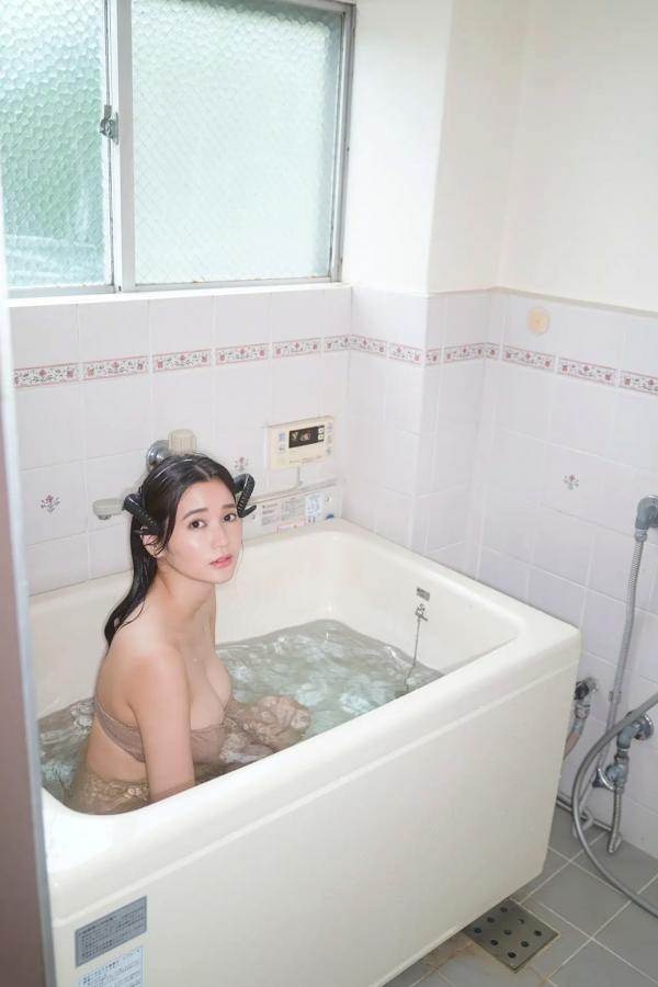 出口亜梨沙 出口亚梨沙 出口亜梨沙 - 某天魅魔入住我家 浴室湿身性感内衣角色扮演写真第52张图片