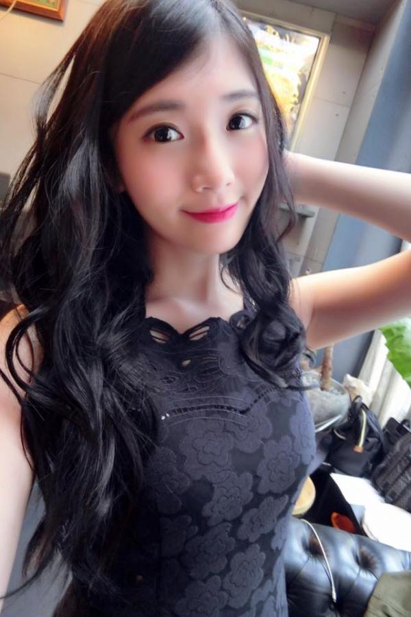 谢薇安 薇安Vivian 台湾正妹谢薇安Vivian 最养眼人妻私房照第11张图片