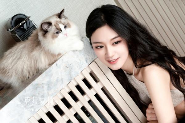汤怡   KelaGirls克拉女神汤怡《驯养爱情》：简约针织私房大片，展现冷艳气质与背影诱惑第11张图片