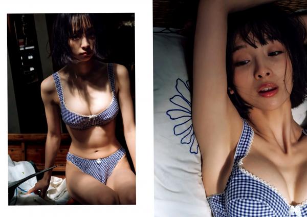 華村あすか 华村飞鸟  華村あすか - 真価論 户外自然野性比基尼与私房性感美腿写真第7张图片
