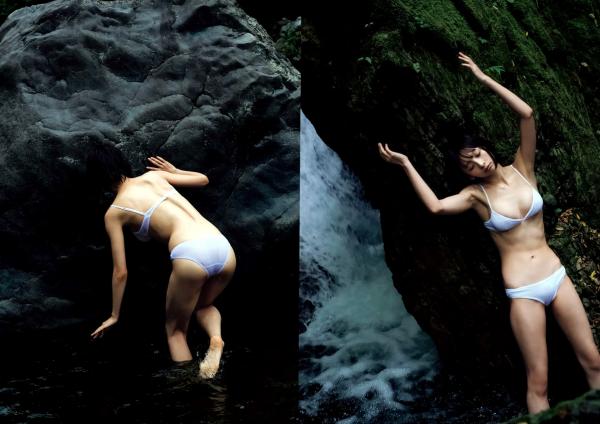 華村あすか 华村飞鸟  華村あすか - 真価論 户外自然野性比基尼与私房性感美腿写真第54张图片