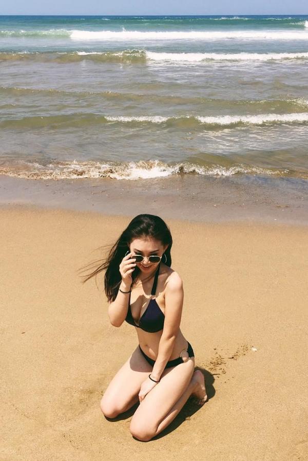 Vanessa Yao  乌石港E级正妹VanessaYao 沙滩最辣眼睛的好身材第20张图片