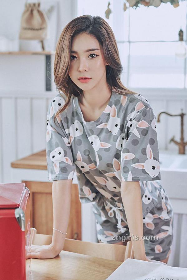 박다현 朴多铉  韩国模特朴多贤 Lologirl睡衣系列第142张图片