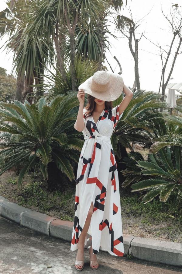 박다현 朴多铉  朴多贤- 气质长裙写真多拼第118张图片