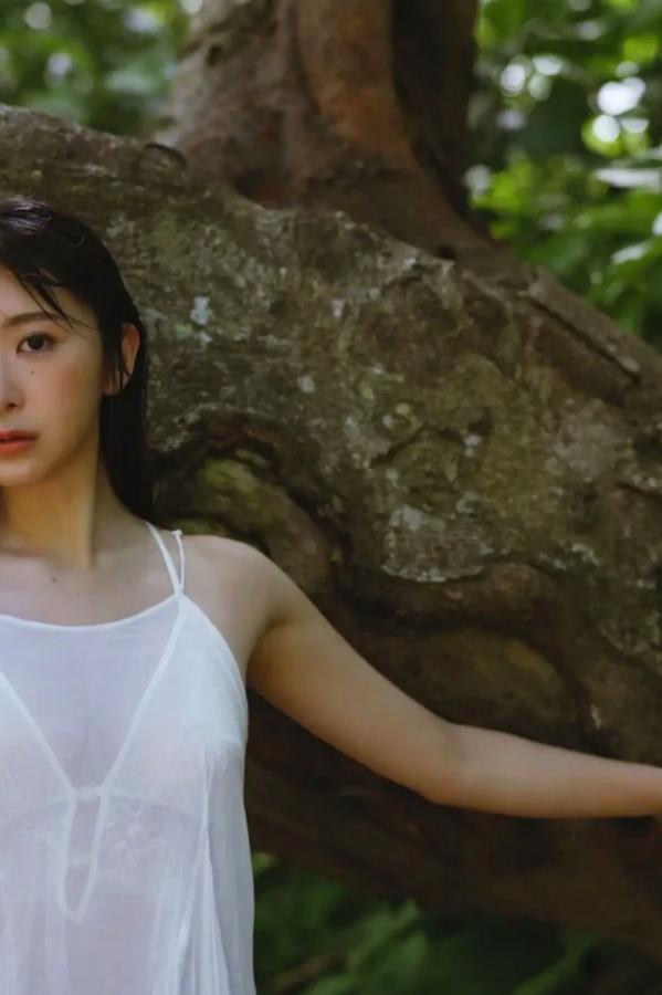 真島なおみ 真岛なおみ 真島なおみ - 密会 溪谷湿身与性感内衣私房写真 [103P]第10张图片