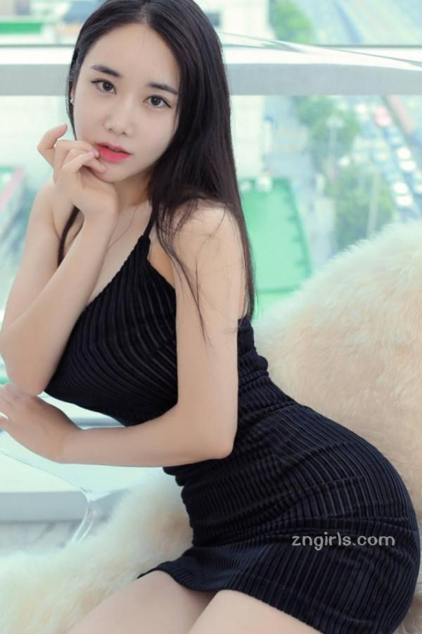 캔디  韩国外拍模特캔디 蜂腰翘臀极品身材第41张图片