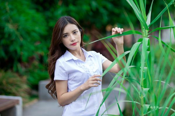 黃書庭 黄书庭  台湾美女黄书庭《北艺大》写真集：校园制服与蕾丝诱惑，呈现极致青春性感身材第67张图片