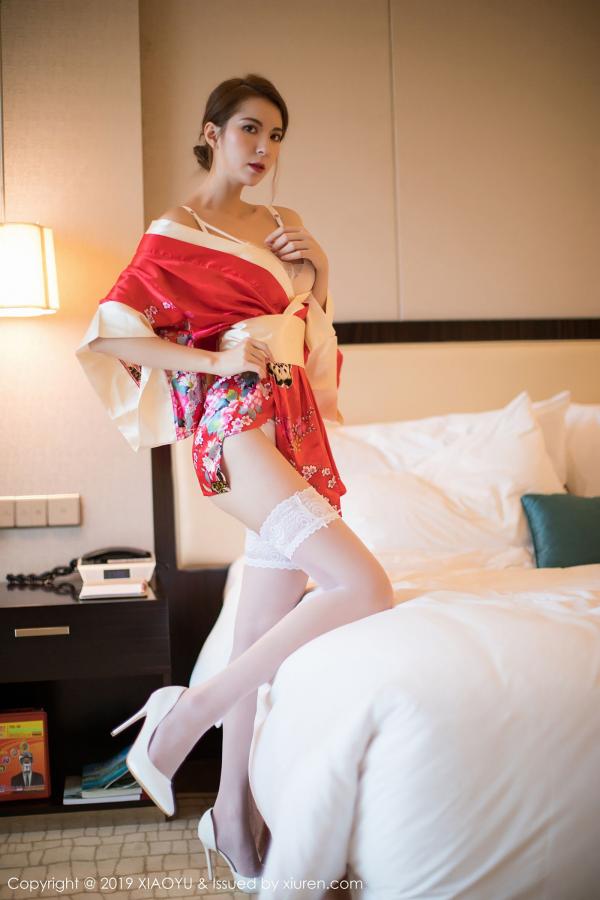 陈良玲  气质女神carry 性感和服蕾丝美腿第48张图片