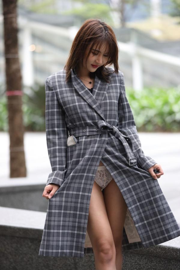 SOLO-尹菲   SOLO尹菲- 热裤高跟美女街拍原图第191张图片