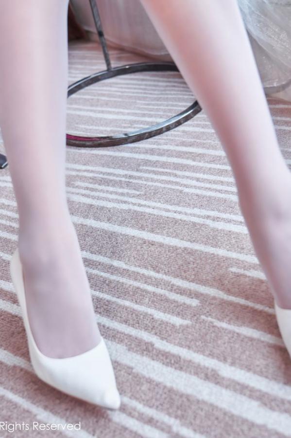SOLO-尹菲  明艳动人Emily尹菲 独特魅力的牛仔裤第31张图片