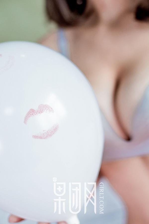 小-小小柒  美胸&气球，丰盈&脆弱！第33张图片