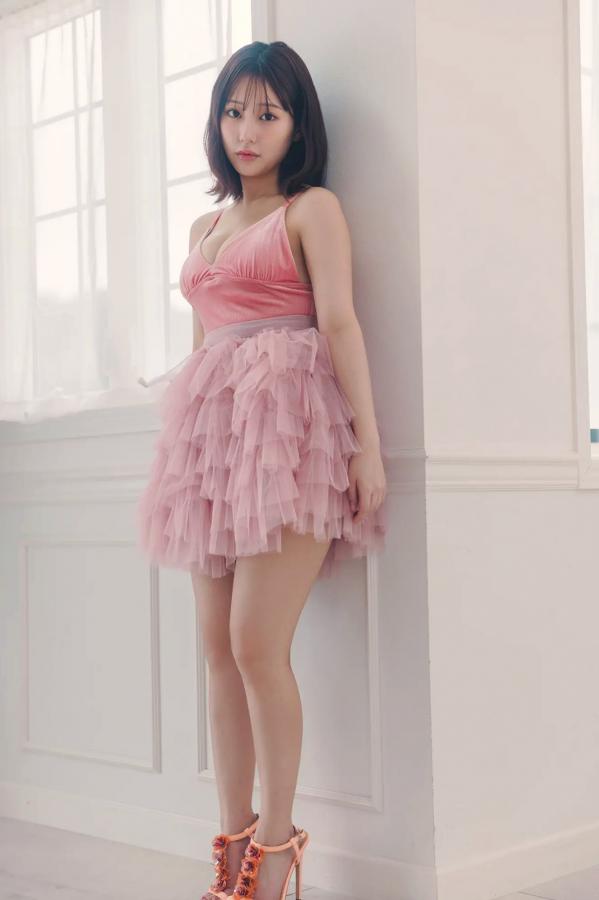 田中美久  田中美久 - Endless Shine ―終わらない輝き― 浴室泳池比基尼与粉纱清纯性感写真第3张图片