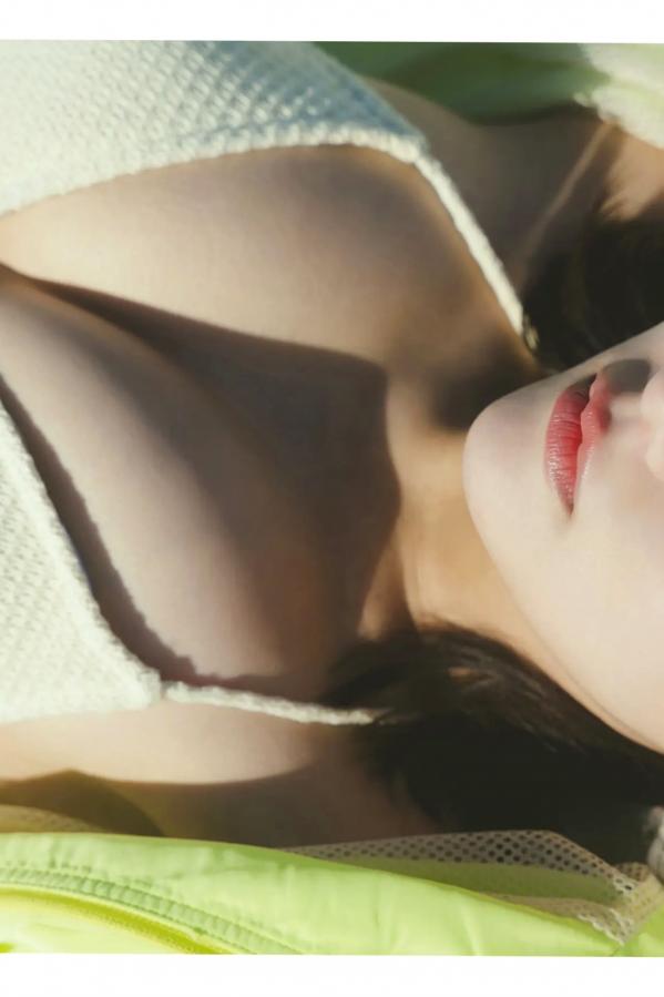 田中美久  田中美久 - 銀世界 日本女神性感内衣与雪景写真第8张图片