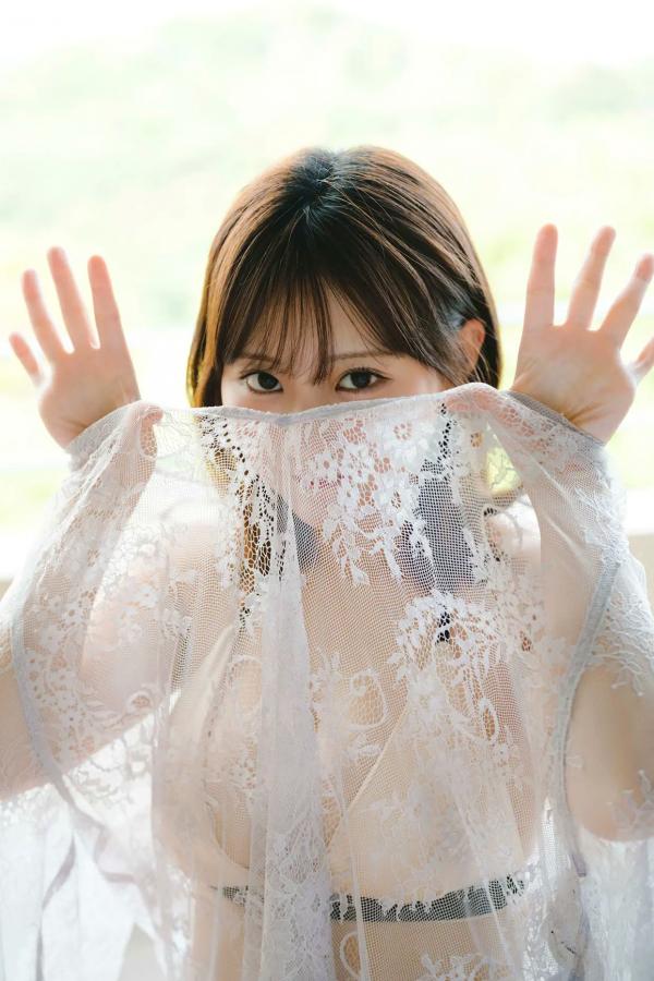 田中美久  田中美久《ひとりじめ》写真集：清纯童颜与性感比基尼的纯欲魅惑第7张图片