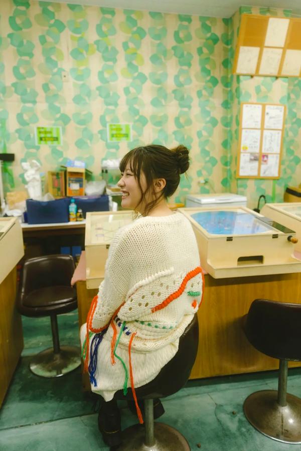 田中美久  田中美久《ひとりじめ》写真集：清纯童颜与性感比基尼的纯欲魅惑第32张图片