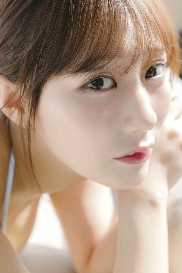 田中美久  田中美久《ひとりじめ》写真集：清纯童颜与性感比基尼的纯欲魅惑第68张图片