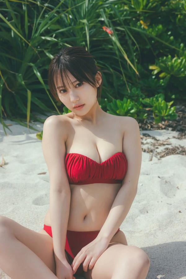田中美久  田中美久 - キミの街まで 海边沙滩红色比基尼与性感私房写真第36张图片